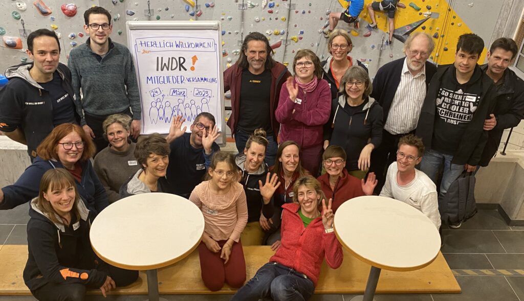 Unsere 14 Klettergruppen für Kinder, Jugendliche und Erwachsene konnten das ganze Jahr über regelmäßig alle 14 Tage in der Kletterhalle stattfinden. Darüber hinaus haben wir 17 Ferienklettertermine und 10 Aufahrten zum Felsklettern organisiert! Und was sonst noch alles passiert ist in diesem Jahr, das zeigen wir euch hier.