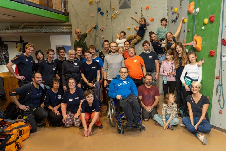 2025-11 Huber-Ausflug-1 https://www.iwdr.de/wp-content/uploads/2025/11/2025-11-Huber-Ausflug-1-1-768x512.jpg